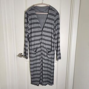 Torrid Super Soft Longline Gray Knit Cardigan Snap Button Fronts Size 1 (1XL)